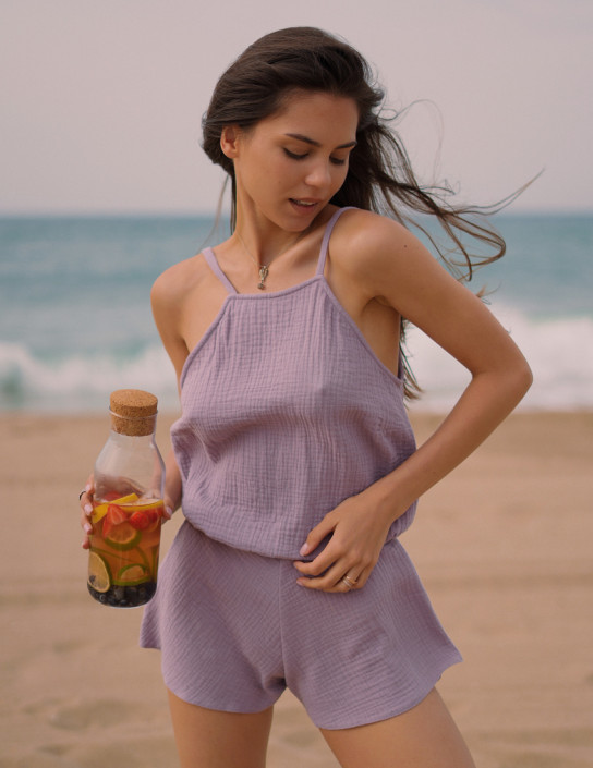 Jumpsuit with closed neckline lavander