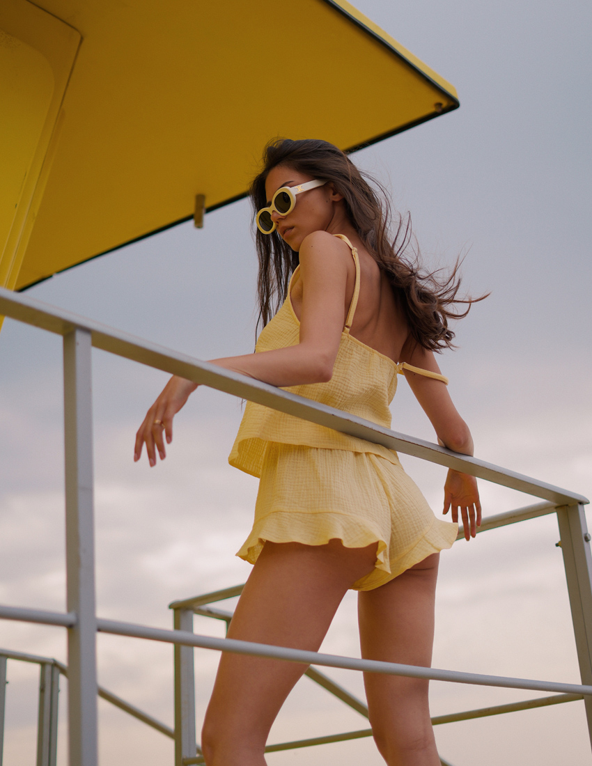 Pajama set with top and ruffled shorts yellow