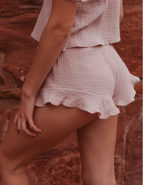 Ruffled shorts Beige