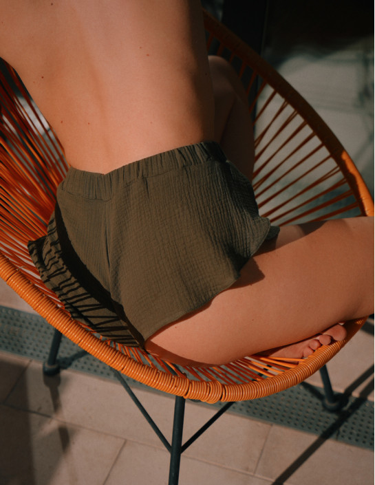 Pajama set with top and BUTTERFLY-CUT SHORTS Khaki