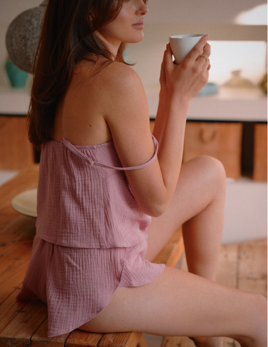 Pajama set with top and BUTTERFLY-CUT SHORTS Tea rose