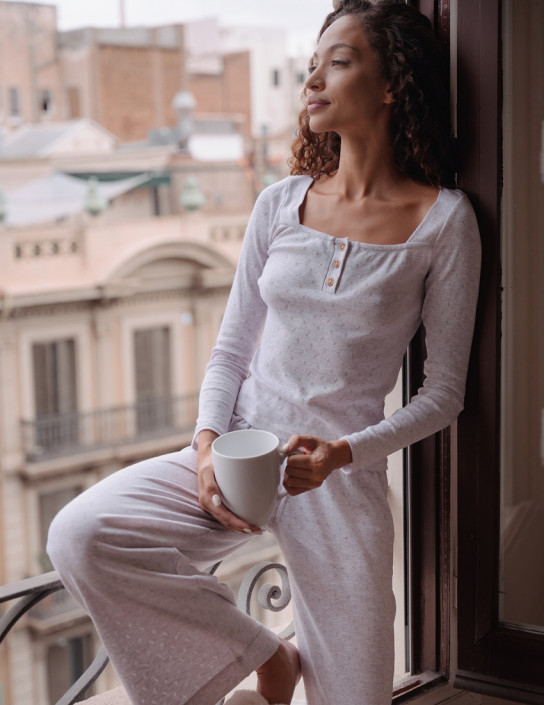 Set: Buttoned Long Sleeve Top and Flared Pants in Coffee