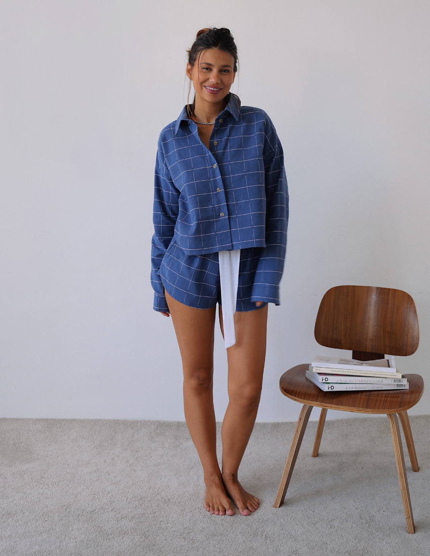 Set: Cropped Flannel Shirt and Shorts in Jeanscolor