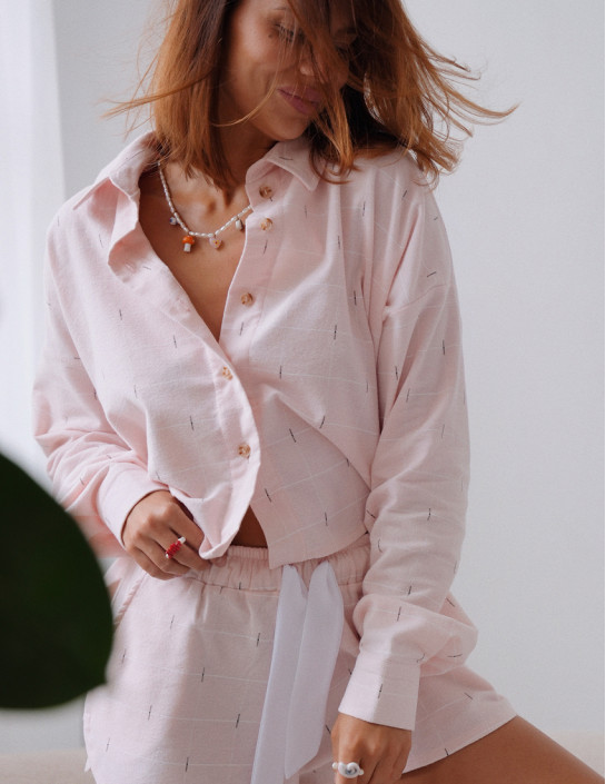 Set: Cropped Flannel Shirt and Shorts in Pink