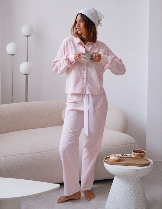Set: Cropped Flannel Shirt and Pants in Pink