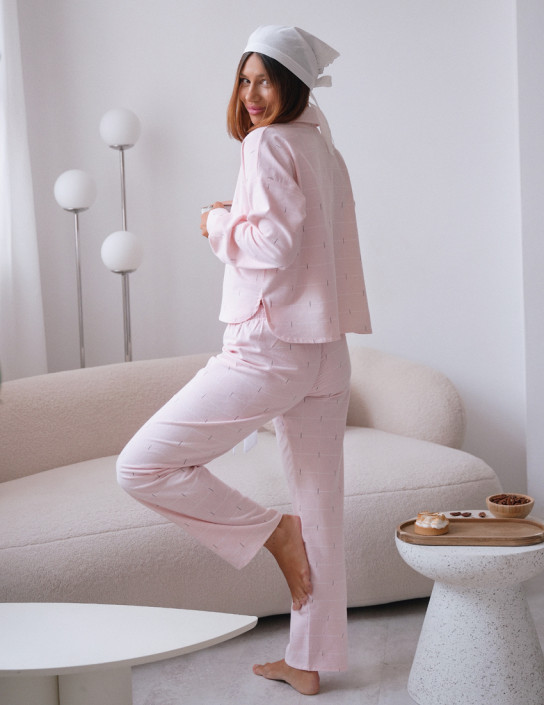 Set: Cropped Flannel Shirt and Pants in Pink