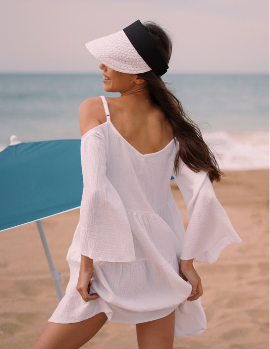 Dress with Wide Sleeves in White Muslin