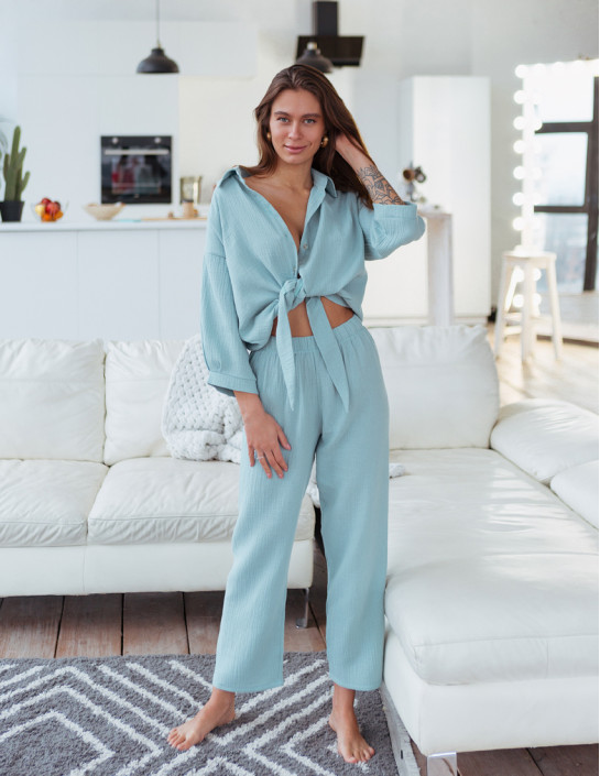 Pistachio Straight-Leg Muslin Pants