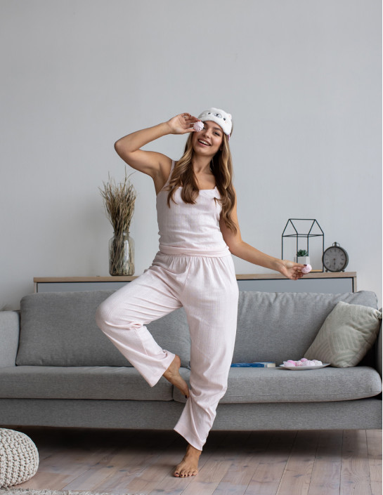Set with a tank top and straight pants made of delicate lace knit in Powdercolor