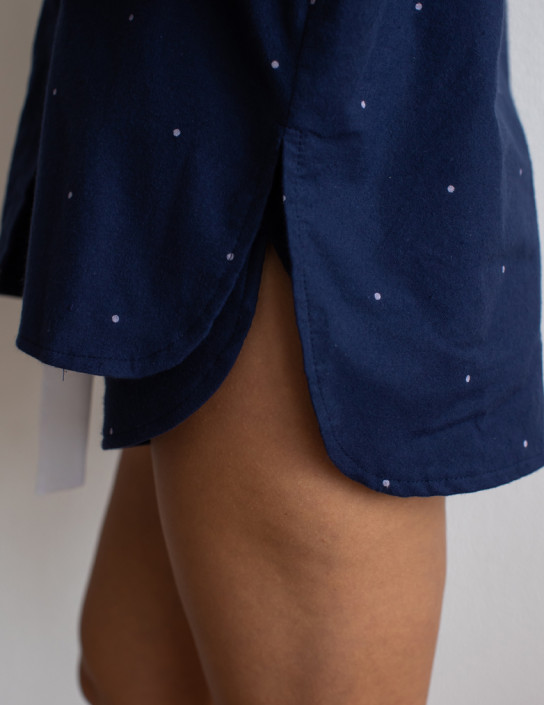 Mid-length flannel shirt in dark blue