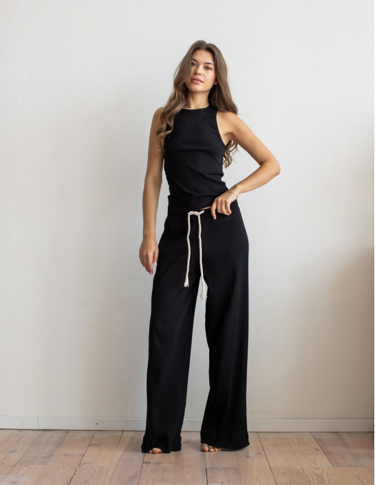 Ribbed black tank top and pants set